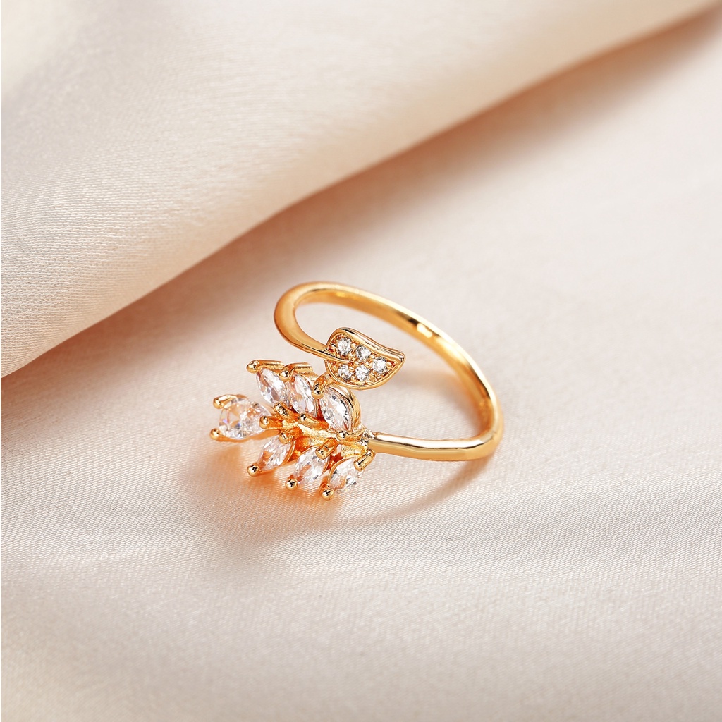 Y464 [COD✔] Cincin Wanita Kristal Berlian Baja Titanium Warna Emas Rings Anti Luntur