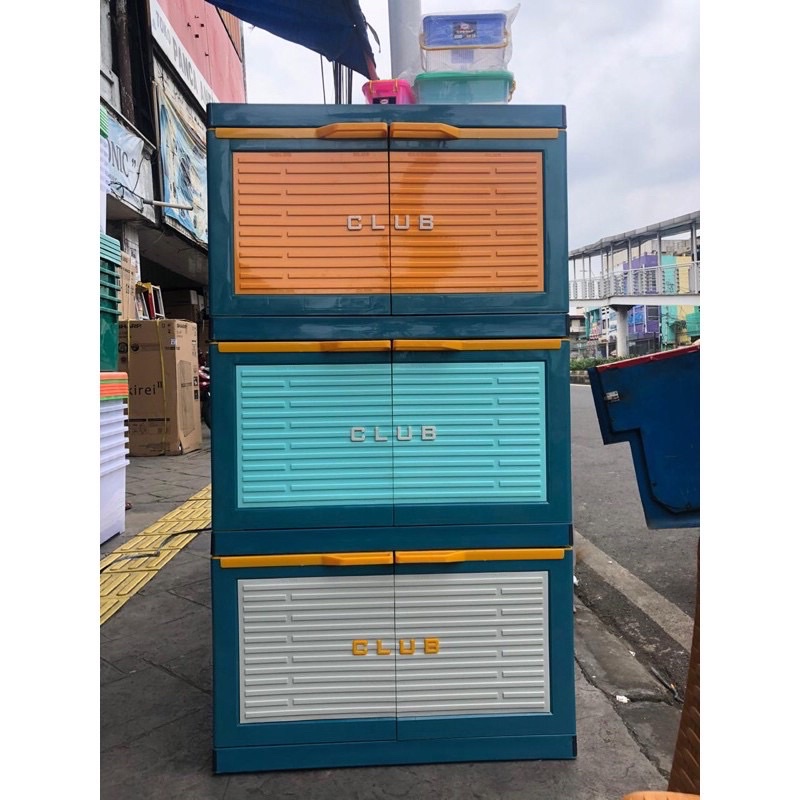 LEMARI CLUB JUMBO 3 SUSUN