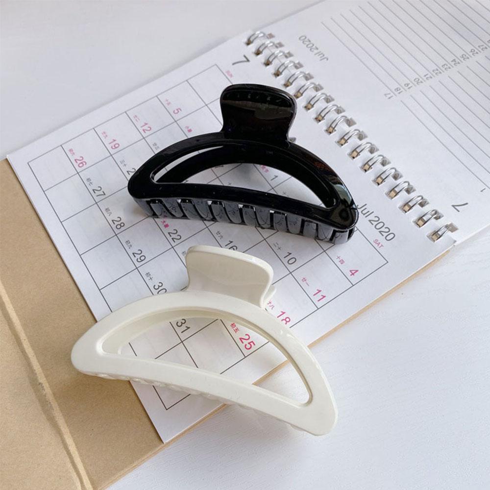 Augustina Hair Claw Gadis Vintage Ukuran Besar Hollow Disk Rambut Akrilik Grab Clips