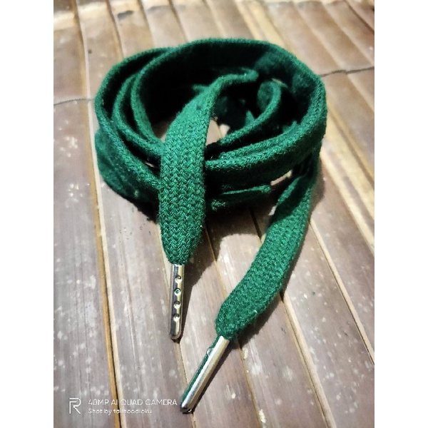 tali hoodie flat aglet  hijau botol pipih