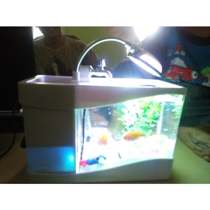 

(TERLARIS) AQUARIUM MINI USB+WATER PUMP+TEMPAT ALAT TULIS DIMEJA KERJA