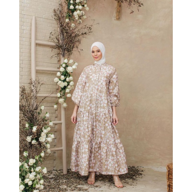 Jasmine Dress color Pale from Klamby Garden Series