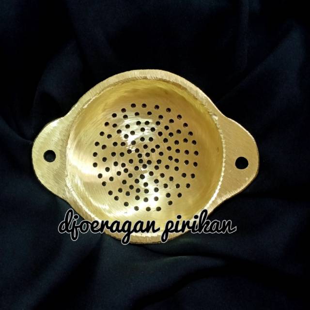 

Pirikan ikan 10cm lubang full 2,5mm untuk pempek kerupuk