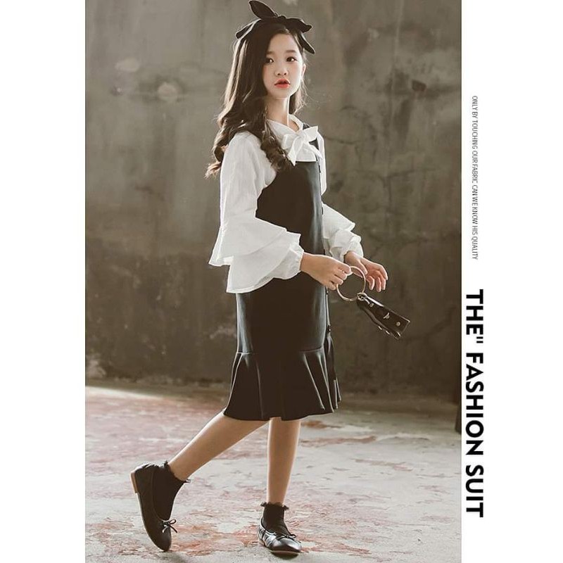 Setelan Overall Dress Anak Perempuan Western Black And White