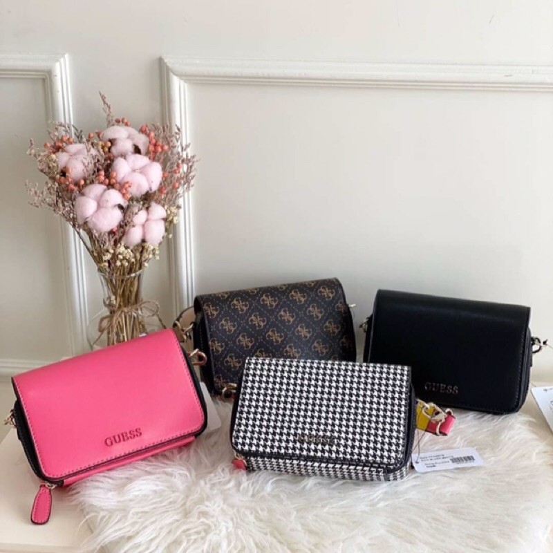 GB224 Guess Simple Square Sling Bag
