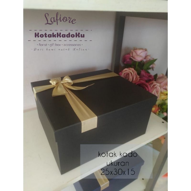 

KOTAK KADO /GIFT BOX/KOTAK HADIAH UKURAN 30x25x15 dll.