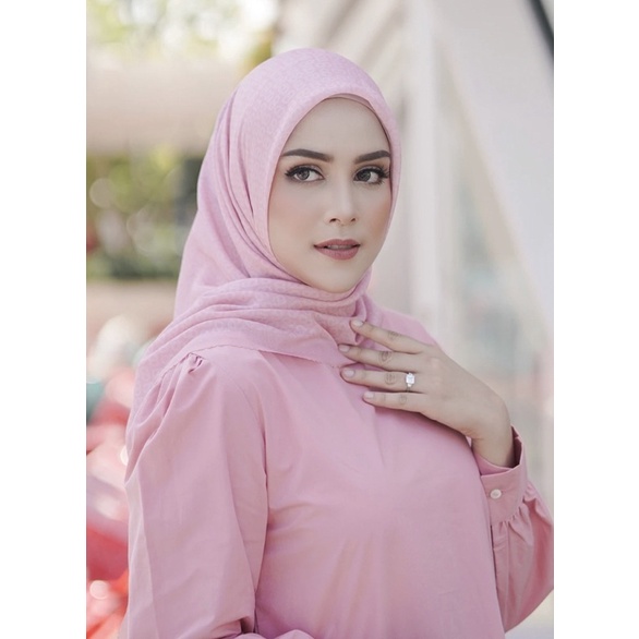 Buttonscarves Tapis Square - Cotton Candy