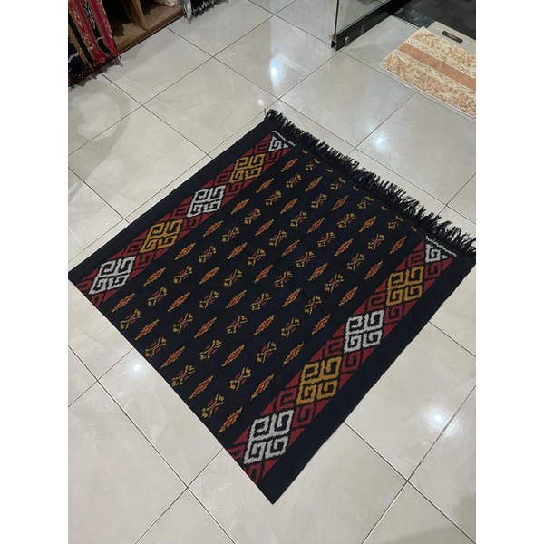 TORAJA Tenun Ikat Motif Toraja Hitam Gold