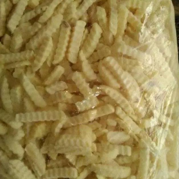 

MAKANAN BEKU / FRENCH FRIES KENTANG CRINKLE CUT 2.5KG NON COD