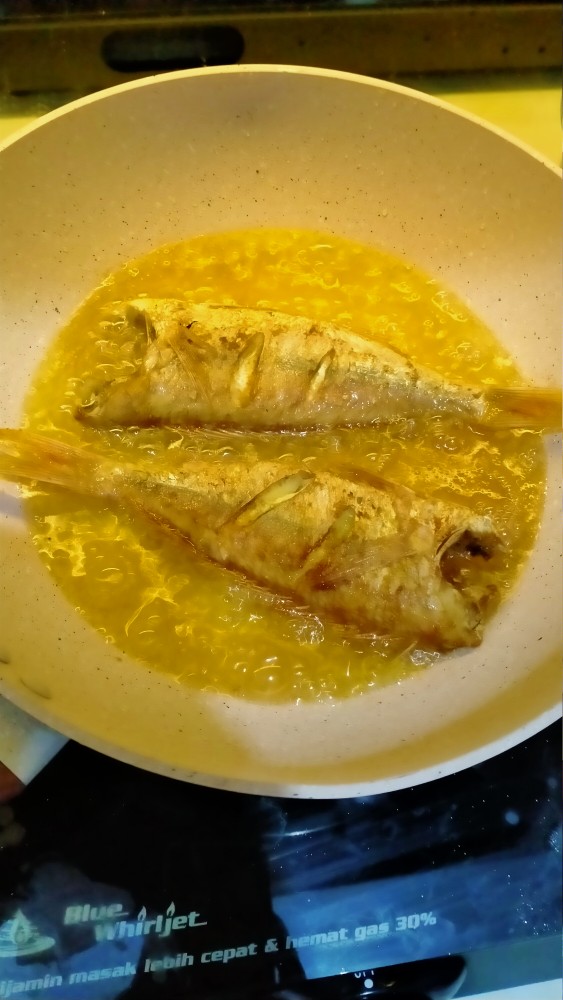 Bolde Wok 26 Cm Tutup Kaca- Wajan Keramik Granite Beige