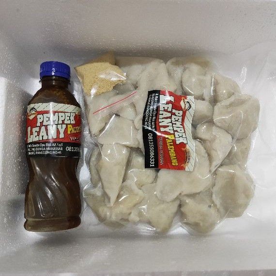 

Pempek Kapal" Selam Kecil
