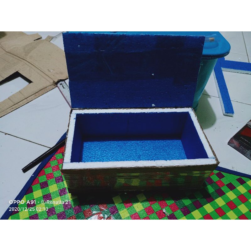 

Tambahan Styrofoam Untuk Keamanan Packing Anda