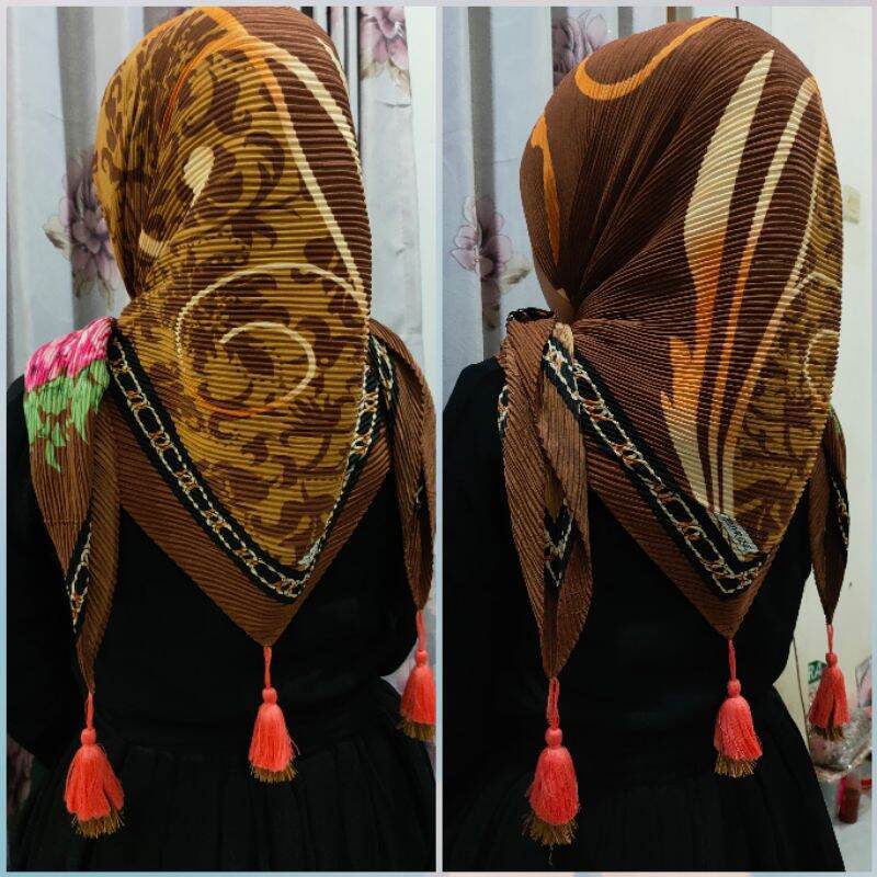 HIJAB SEGI EMPAT VOAL PLISKET MOTIF VIRAL/PLISKET MOTIF POM-POM/SEGI EMPAT PLISKET MOTIF JAMBUL