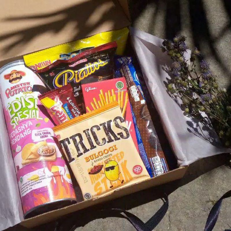 

hampers ulangtahun hampers wisuda snack box gift box