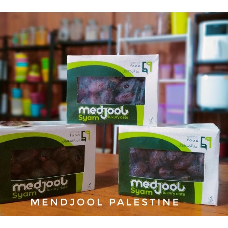 

Kurma Medjol Palestina 1kg