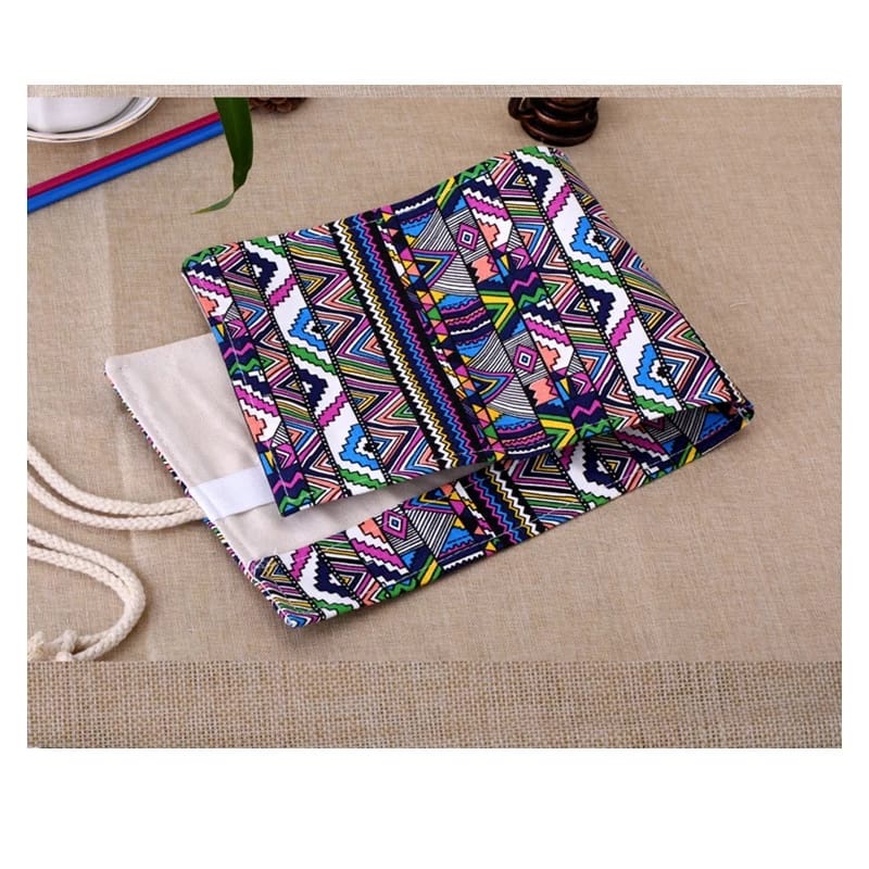 ITSHOPING - Tempat Pensil Make Up Kekinian Trendy Model Gulung Lipat Dengan Tali Ikat / Pouch Pensil