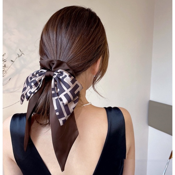 Ikat Rambut Korea Motif Pita Besar Scrunchies Scrunchie Bruna