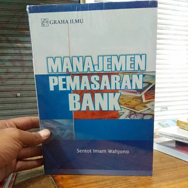 Buku Manajemen pemasaran bank