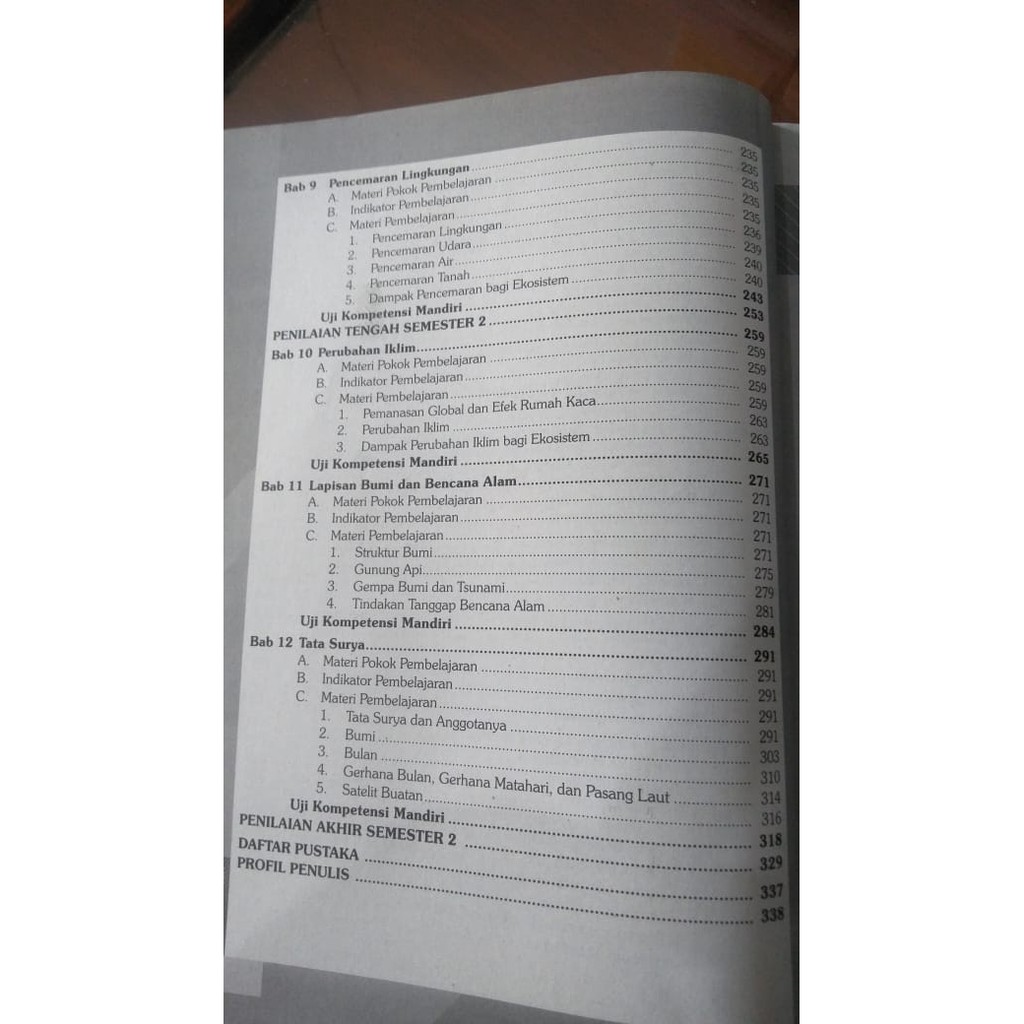BUKU RINGKASAN DAN LATIHAN SOAL IPA SMP/MTs KELAS VII KURIKULUM 2013 REVISI-4