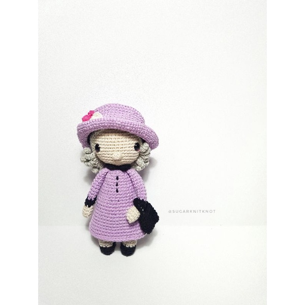 Queen Elizabeth amigurumi doll boneka rajut ratu elizabeth
