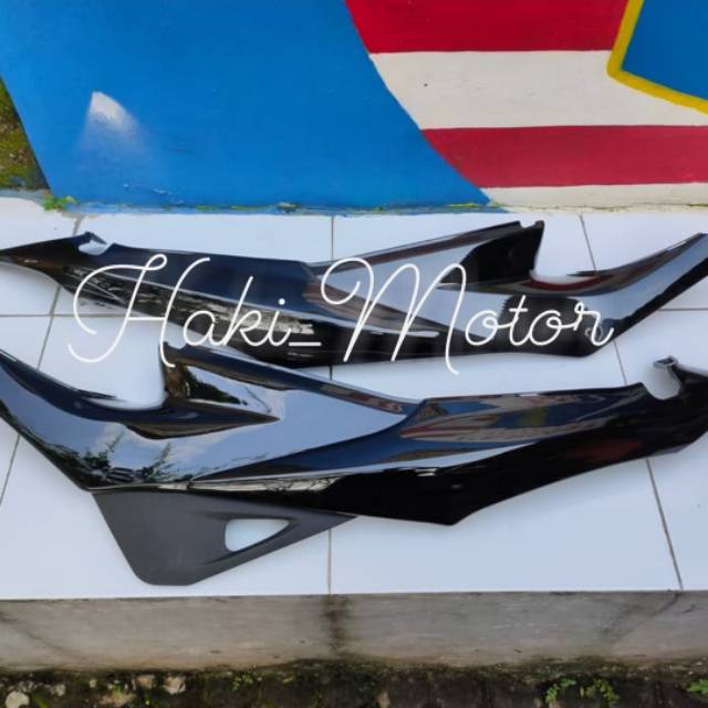 BODY KANAN KIRI SATRIA FU BARONG HITAM