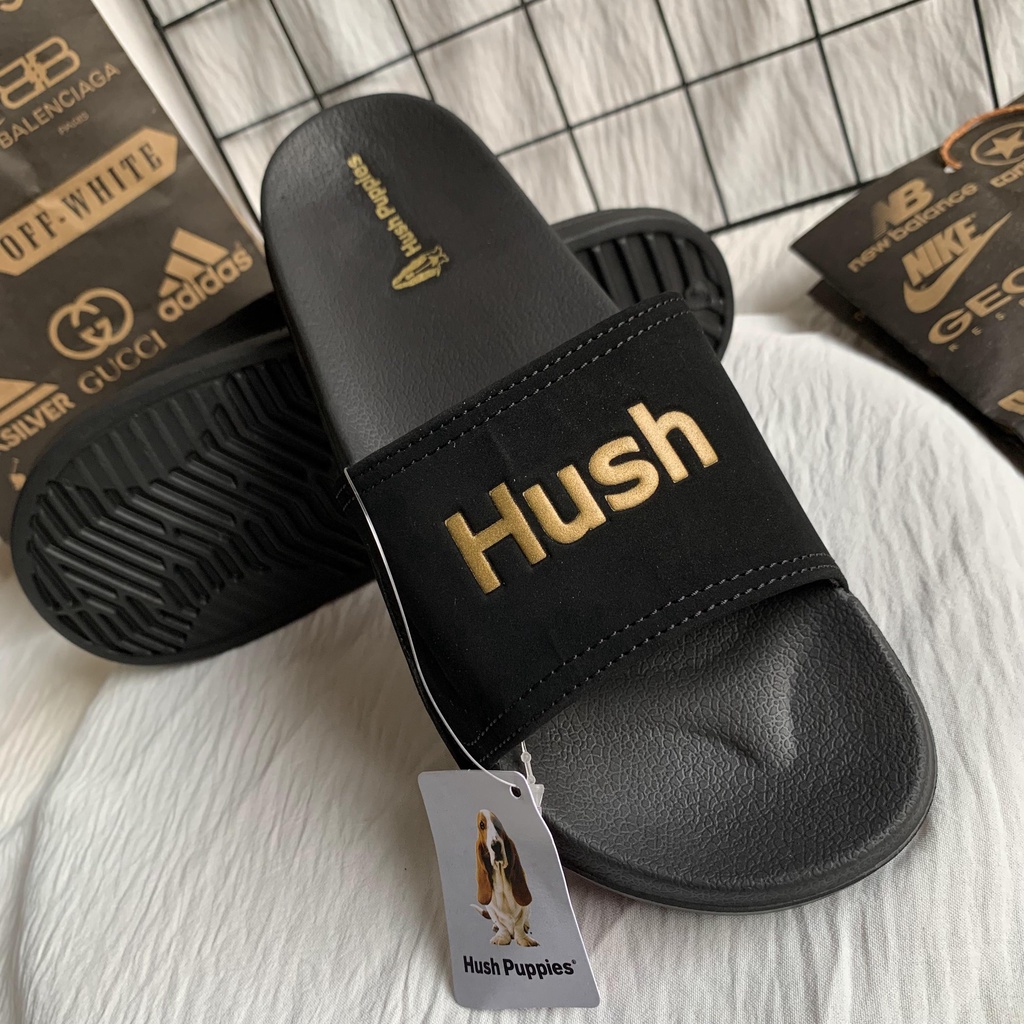 Sandal Pria Slide Sendal Slip on Anti Licin Ringan  SLIP ON DISTRO KEKINIAN SENDAL PRIA SANDAL SLOP PILON IMPORT NYATA TERMURAH SANGAT RINGAN DIPAKAI DAN ANTI AIR Sandal Flip Flop Casual Pria  FREE PAPERBAG HUSHPUPPIESSS BLACK