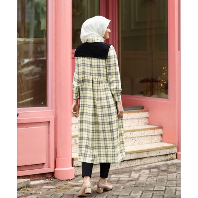 Preloved Karnika Midi Dress by Geulis Size M