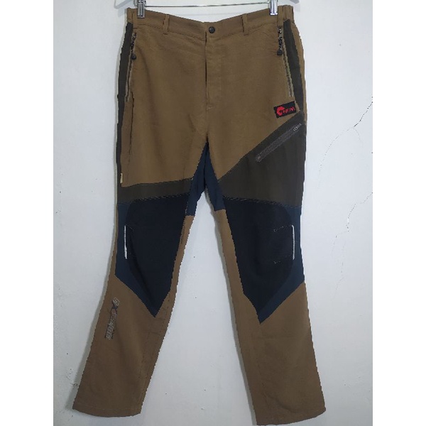 CELANA OUTDOOR CELANA GUNUNG NEPA SECOND