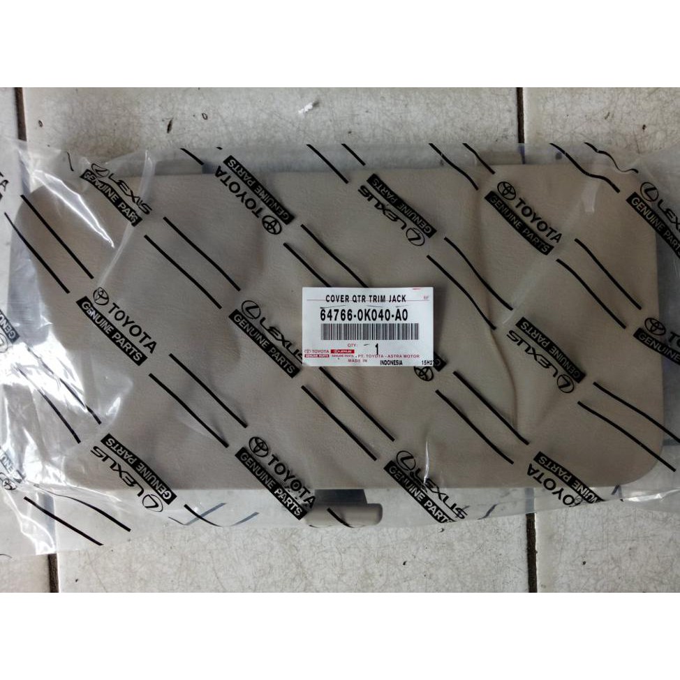 E0918 Tutup Dongkrak Innova Ori New