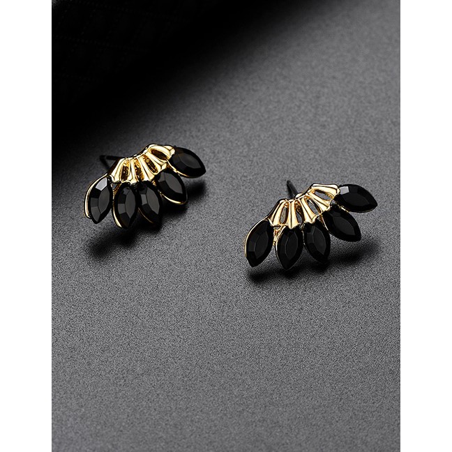 LRC Anting Tusuk Fashion Black Zircon Leaf Alloy Earrings D49891