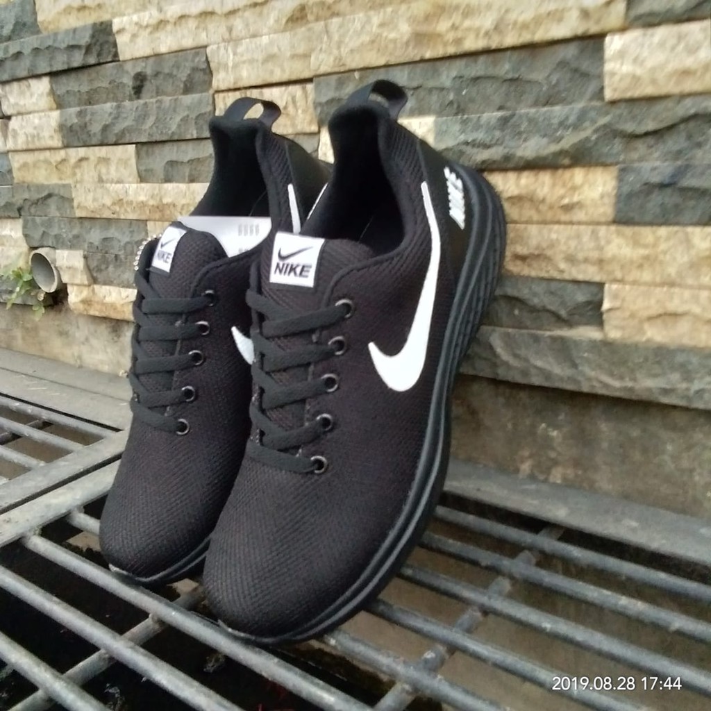 Sepatu Sekolah Casual Nike Waffle Trainer MD Runner Anak Hitam Putih Pria Cowok Laki Perempuan Cewek