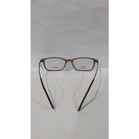 Eighteen Unisex Full Frame Kacamata Tipe 7019
