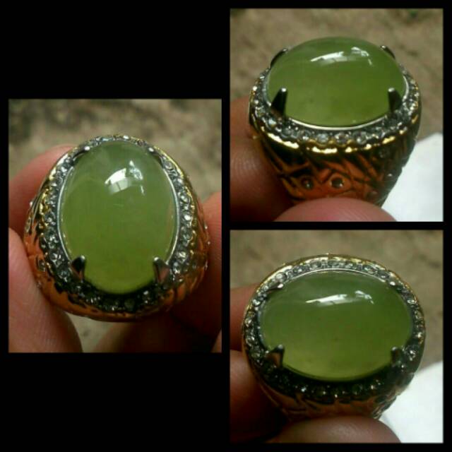 Batu Natural Idocrase Vesuvianite/ pucuk pisang Aceh
