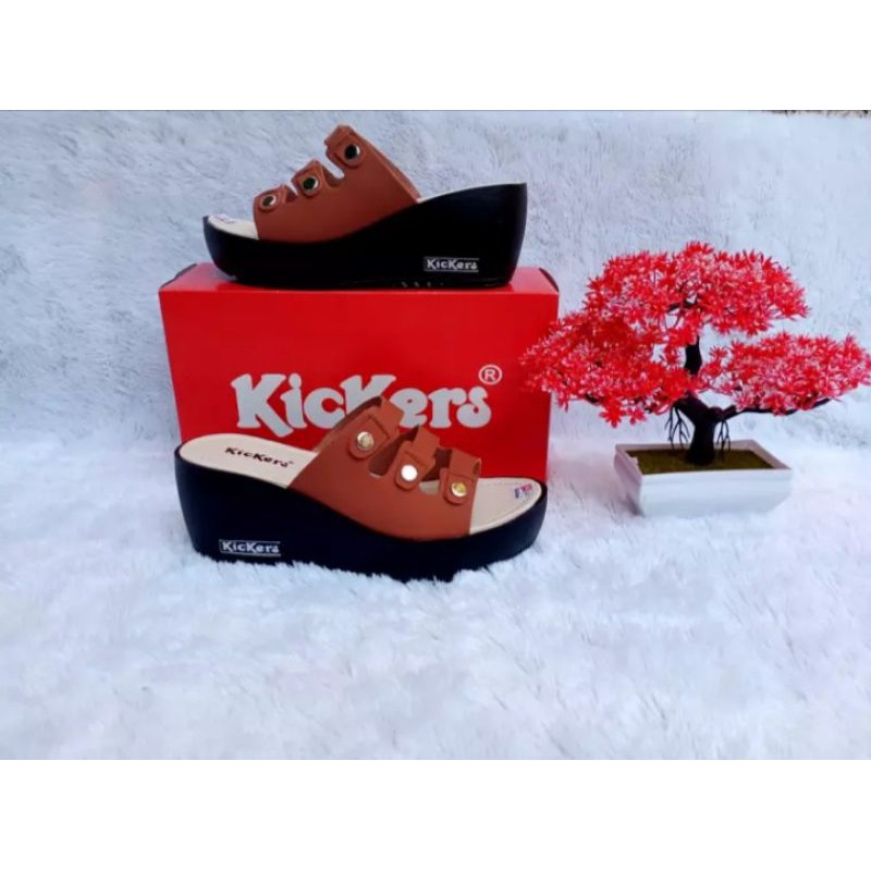 SANDAL WEDGES KICKERS