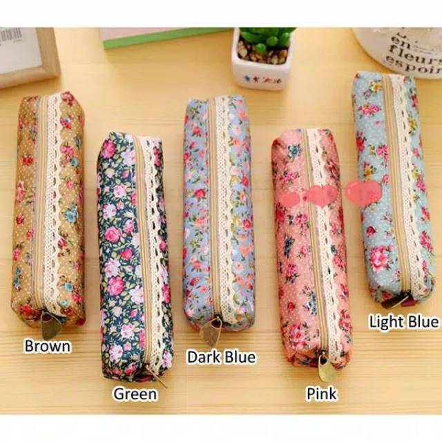 

Pencil case motif bunga dengan renda