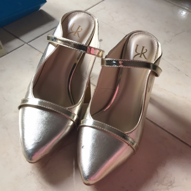 Preloved Sandal  Heels Yongki  Komaladi  Shopee Indonesia