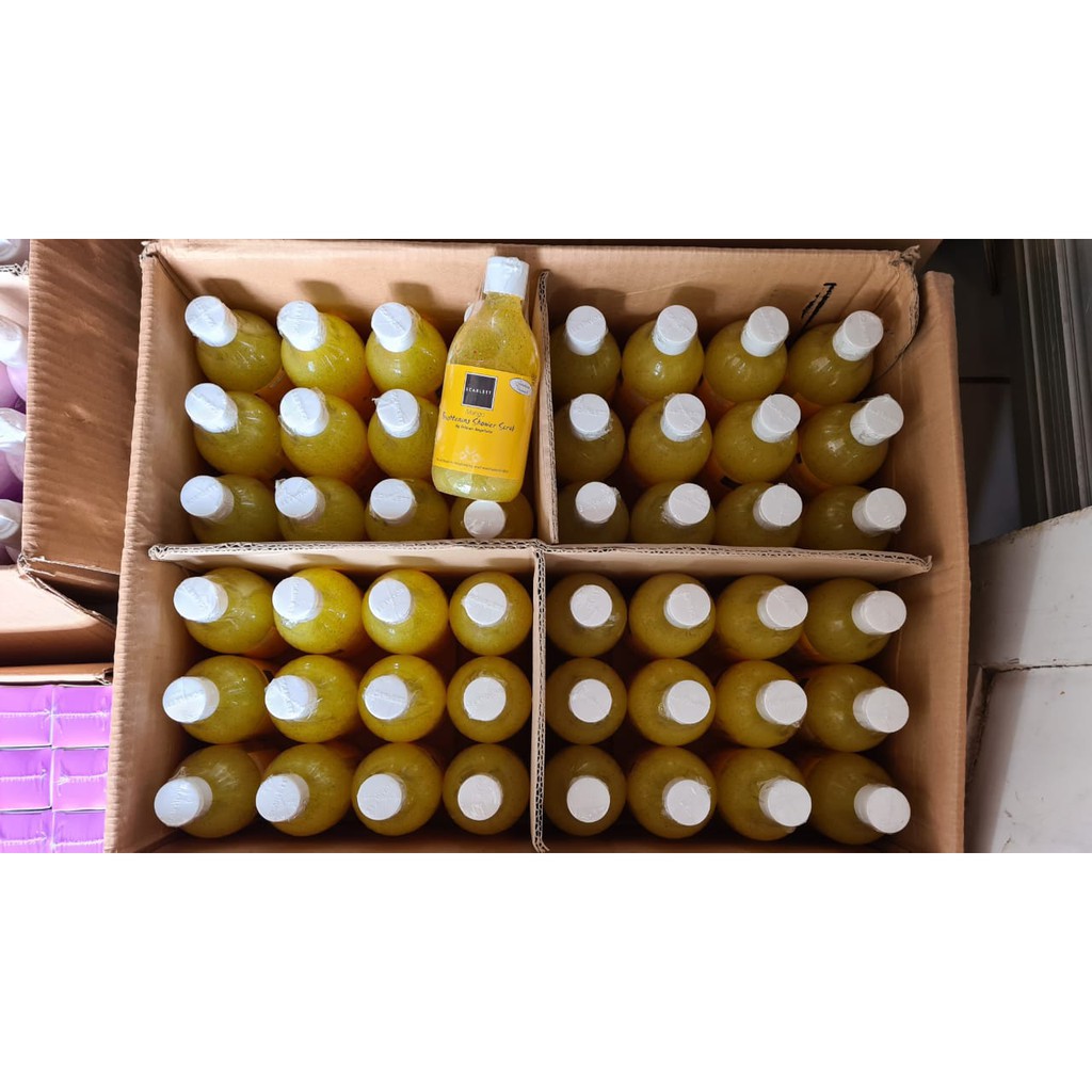 SHOWER SCRUB SCARLETT / SCARLETT SHOWER SCRUB