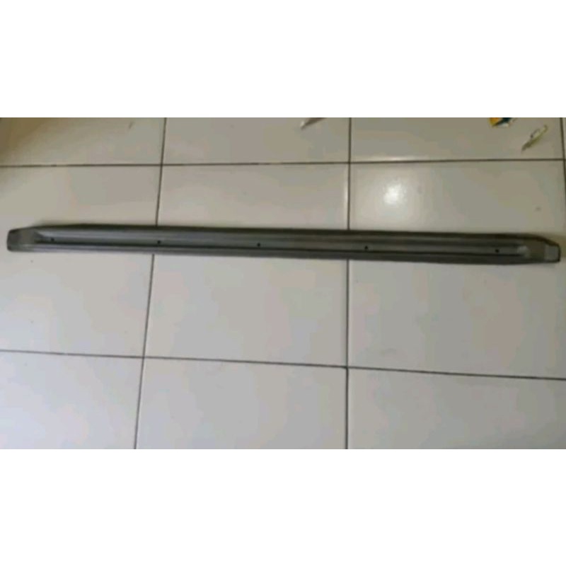 plat jepit karpet kijang kapsul bagian belakang bagasi