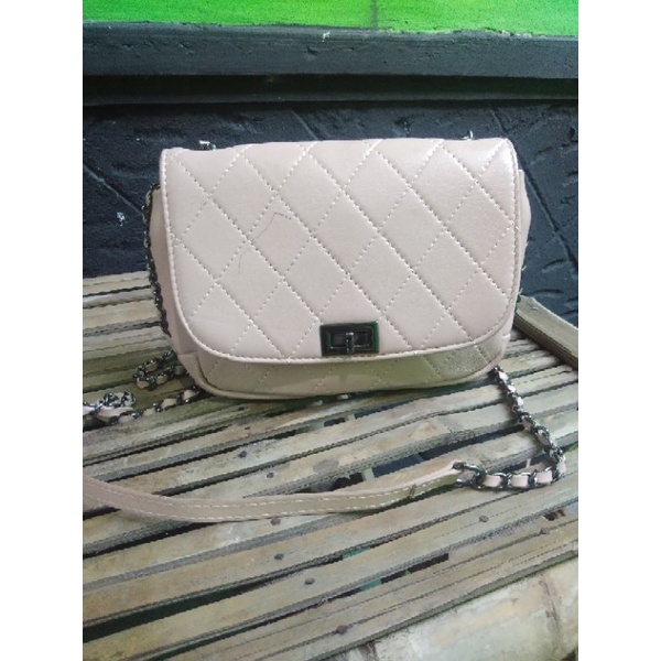 pl ala chanel pink pl sling rantai kulit asli