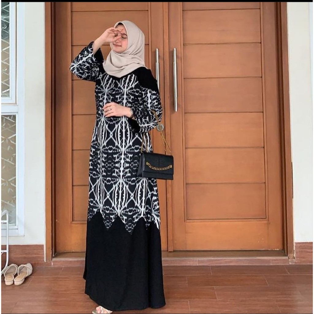 Chyra Dress by Javina_official