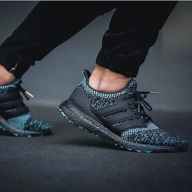 ultra boost 4.0 core black true green