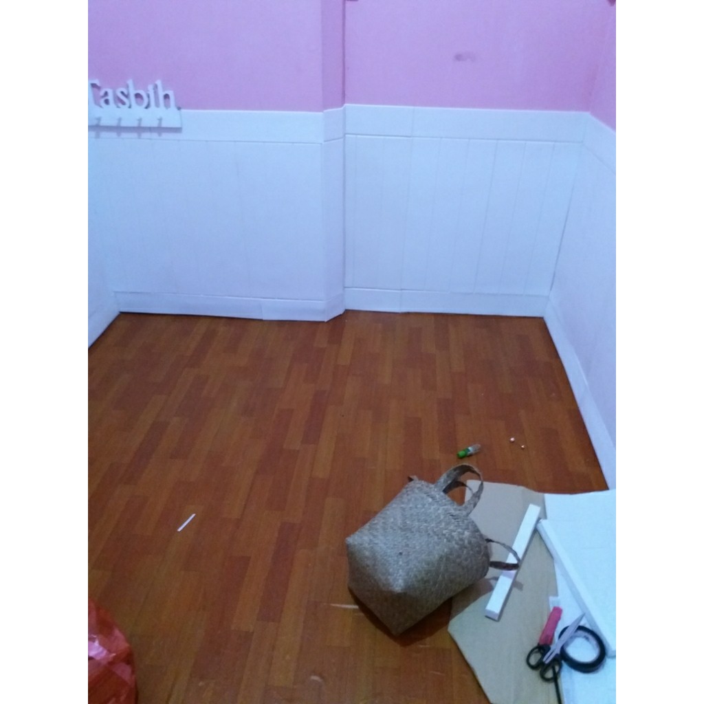 Alas Lantai Plastik Vinyl Motif Kayu Alami Ukuran 1 Roll Ukuran 120cm X400cm Shopee Indonesia