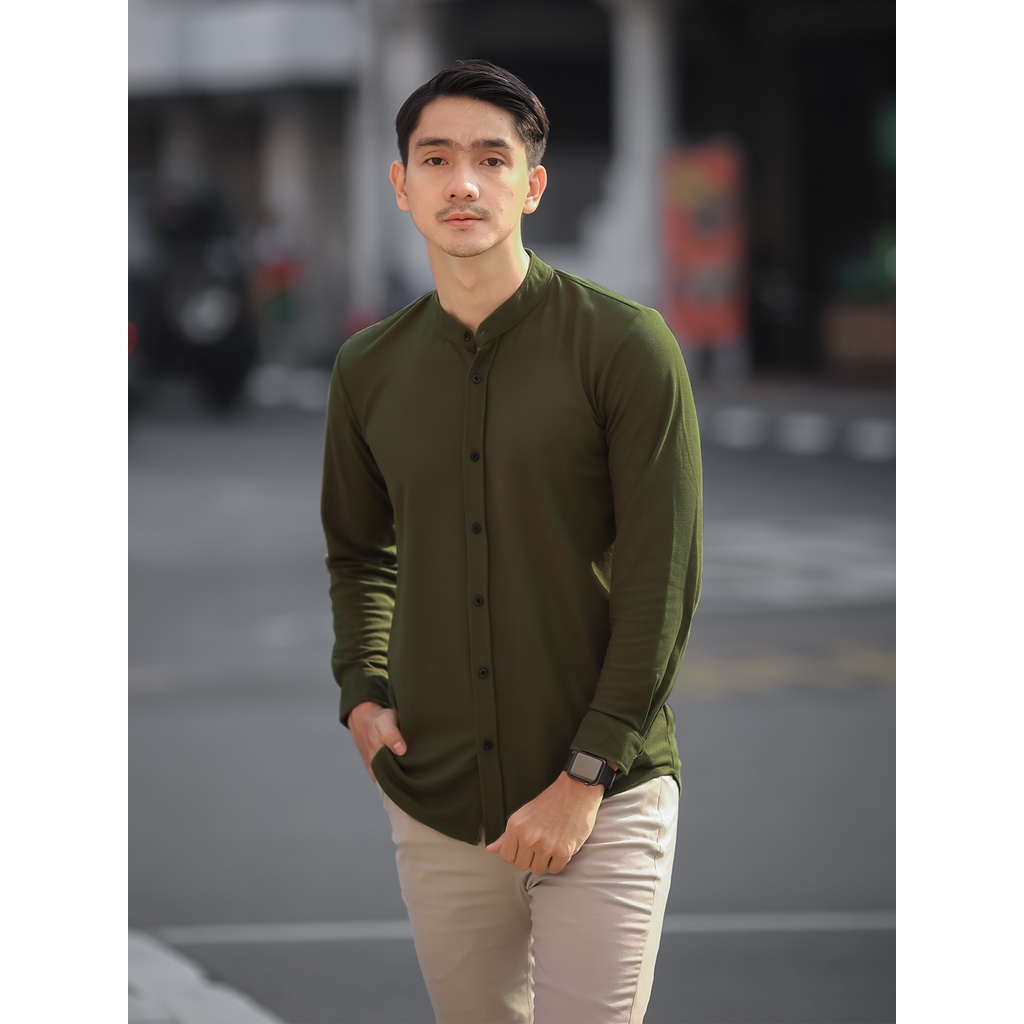 BROGUY Kemeja Pria Lengan Panjang Basic Polos Kerah Sanghai Casual Slimfit Size M - XXL