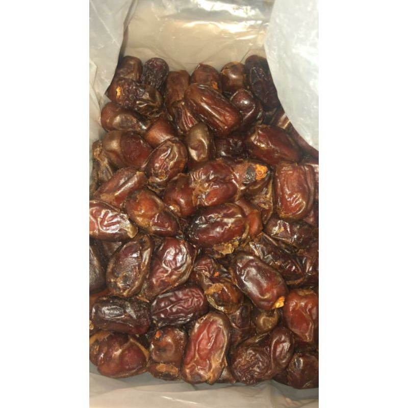 

Kurma Mesir golden valley 1kg