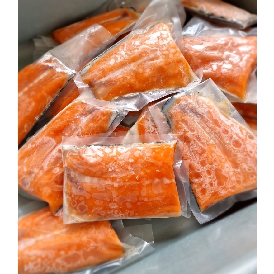 Ikan Salmon Fillet Ekor 190-220gram