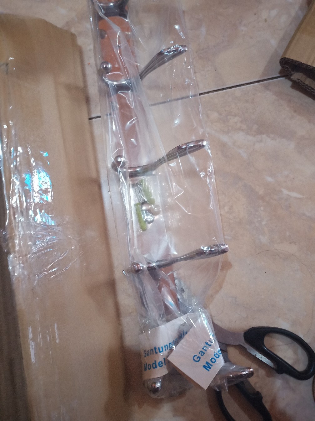 Gantungan Baju / Kapstok 5 Kait Stainless Tebal 45cm