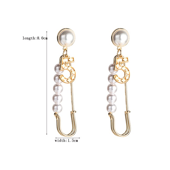 LRC Anting Tusuk Fashion White Artificial pearl Alloy Digital Earrings D44061