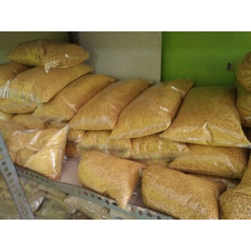 PAKAN AYAM B-11KM berat 1kg