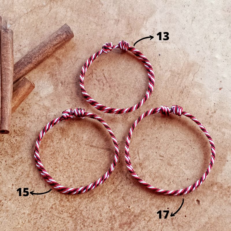 Gelang Tridatu Split Twister Red / Gelang Tridatu Khas Bali / Gelang Tridatu Tipis / Gelang Tridatu Cewek / Gelang Tridatu Cowok. Gelang Pria Murah / Gelang Merah Murah / Gelang Keberuntungan / Craftdewata