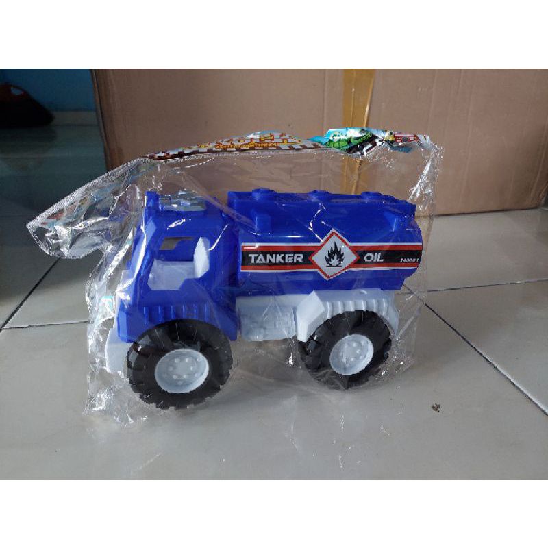 AK 87 - Mainan Truck Tangki Warna Ukuran 25cm AK87